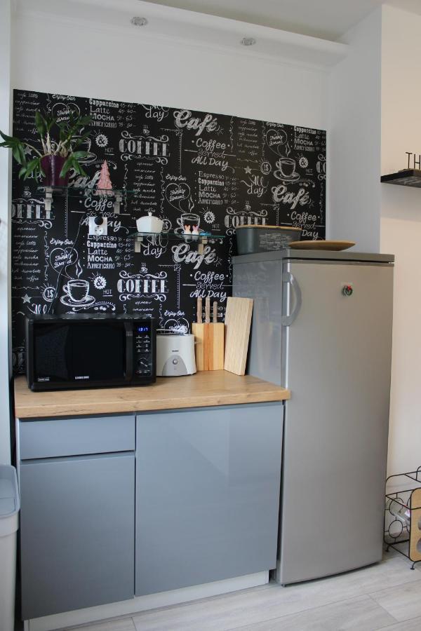 דירות מישקולץ Izzy Apartament מראה חיצוני תמונה