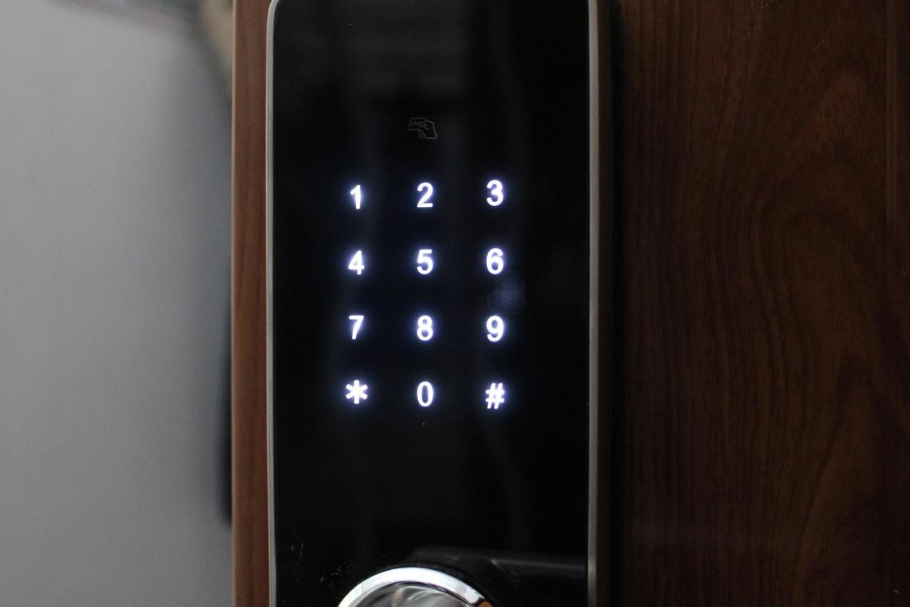 דירות מישקולץ Izzy Apartament מראה חיצוני תמונה