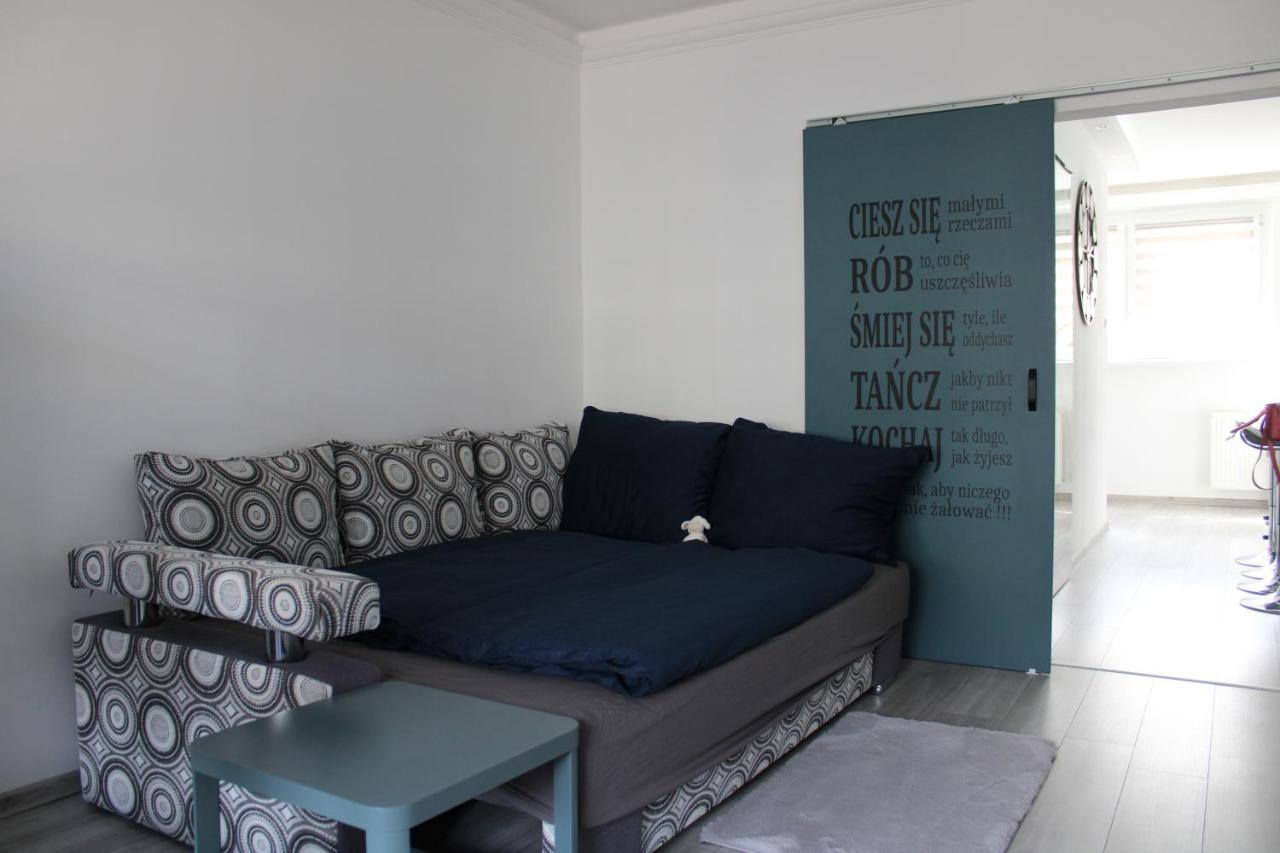דירות מישקולץ Izzy Apartament מראה חיצוני תמונה