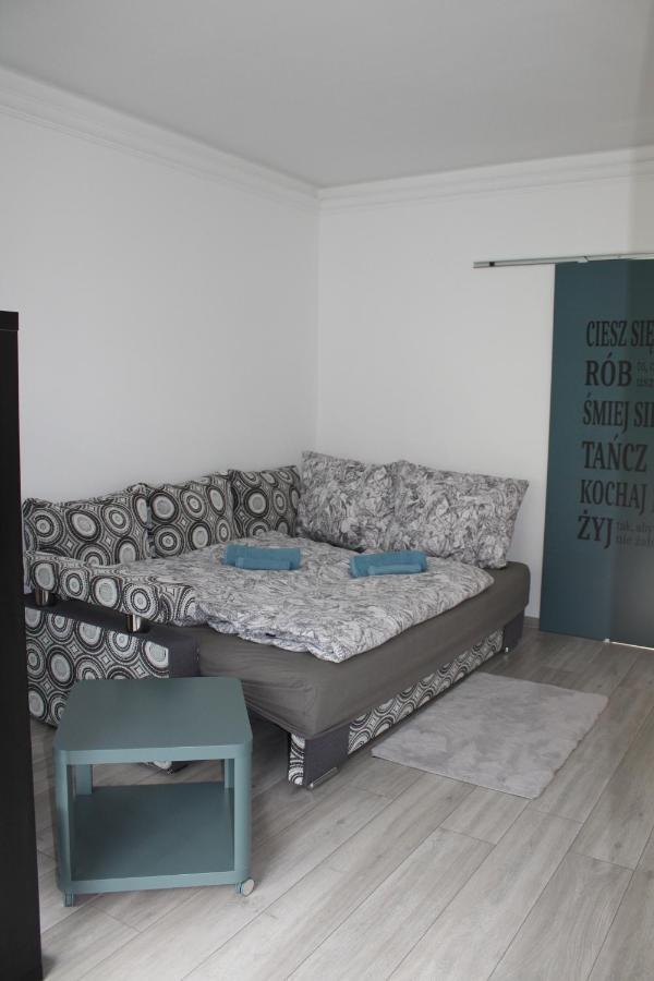 דירות מישקולץ Izzy Apartament מראה חיצוני תמונה